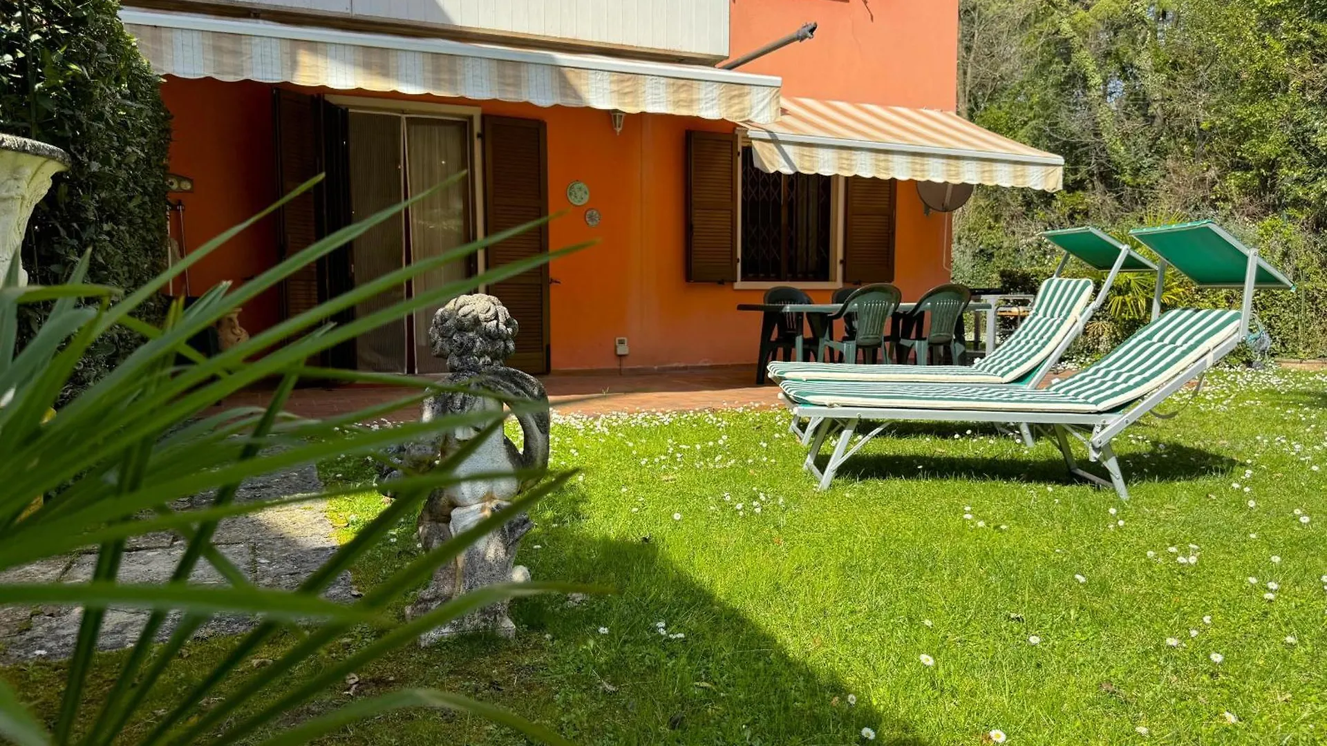 Apartment Sg Family - Easy Holiday Cola  Italy